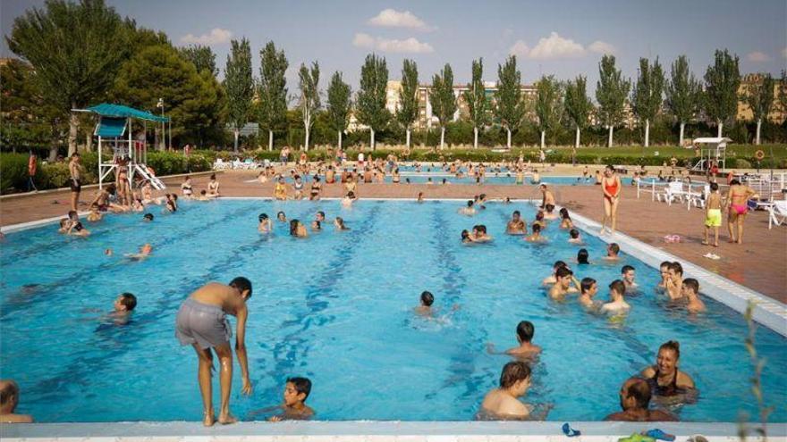 Las 21 piscinas abiertas de Zaragoza cierran el verano con 3,6% menos usos