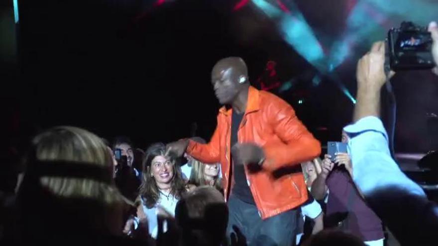 Seal hace vibrar al público en el Festival de Peralada