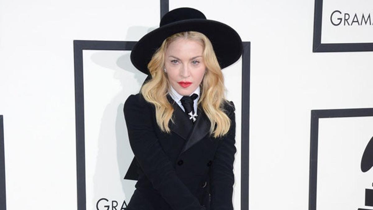 Madonna con con un traje de Ralph Lauren