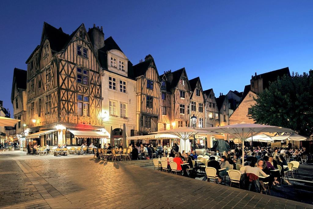 Plaza Plumereau de Tours.