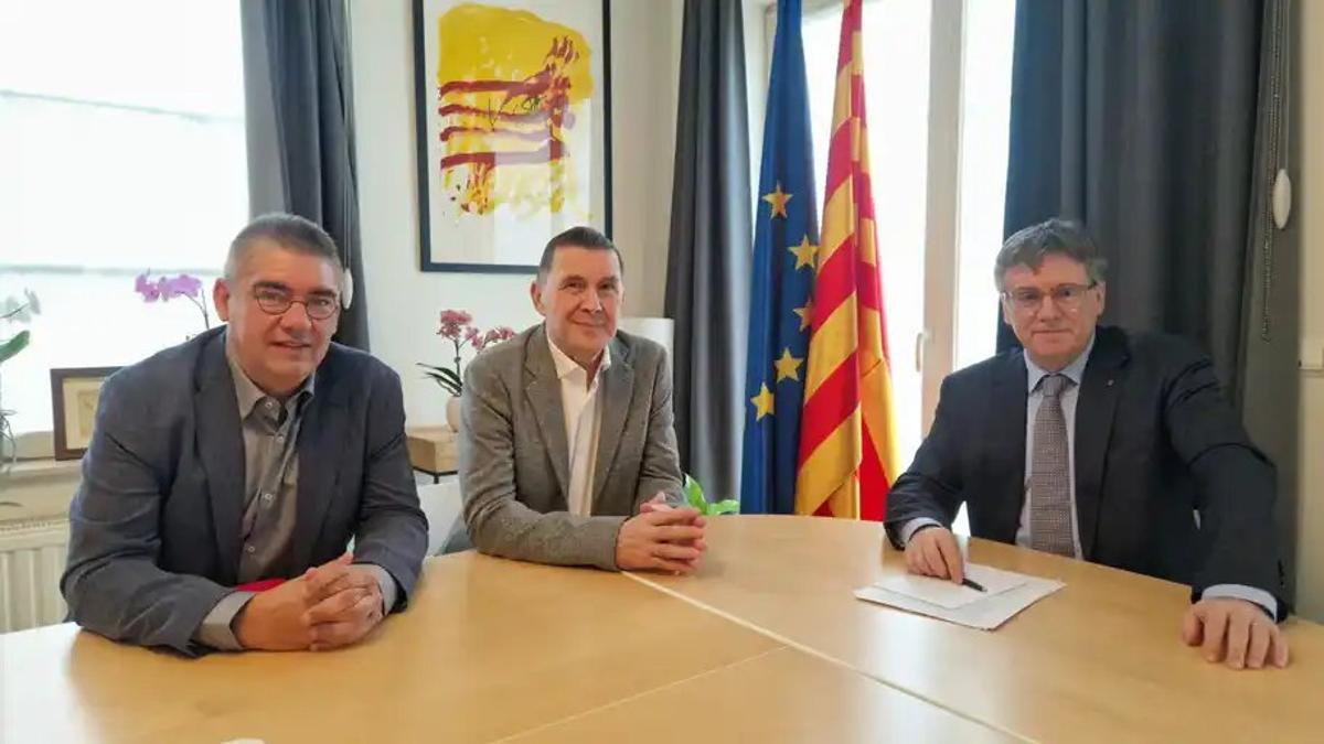 Arnaldo Otegi visita a Carles Puigdemont en Waterloo