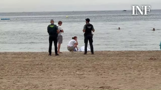Fallece un bañista en la playa de Los Náufragos de Torrevieja ( 20 /7/ 2026)