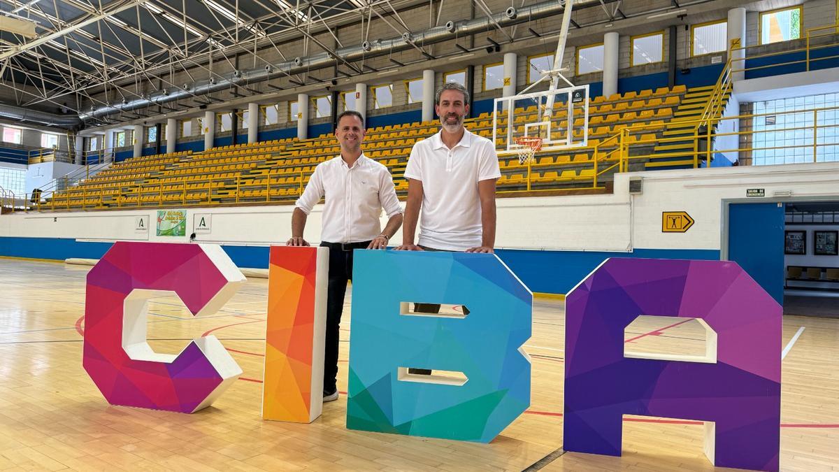 Julio Rodríguez y Berni Rodríguez, durante la presentación.