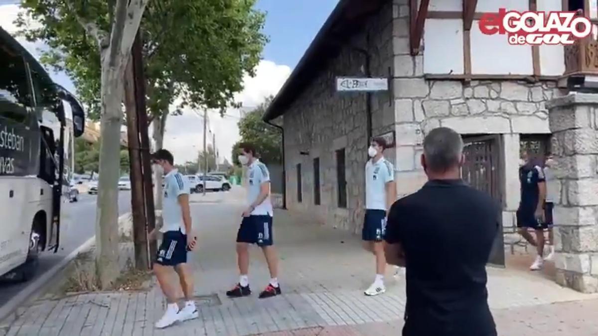 La Selección saliendo de una comida en un restaurante de Torrelodones