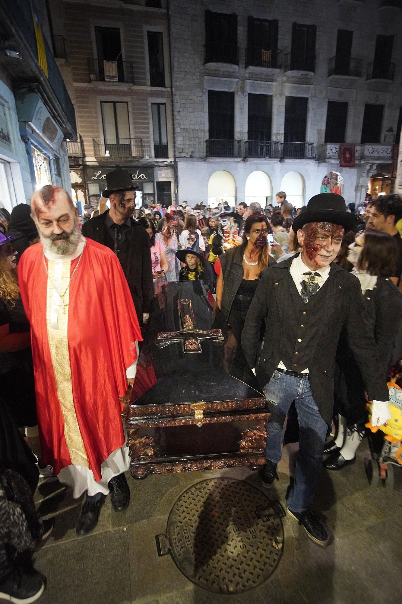 Els zombis envaeixen el Barri Vell en la nit més terrorífica de l’any