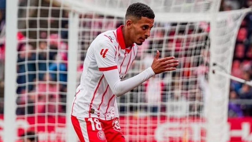 Un ball d’Azzedine Ounahi cap a l’eternitat