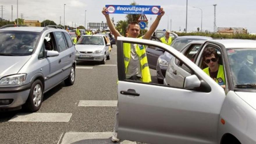 Guerra en los peajes de las autopistas