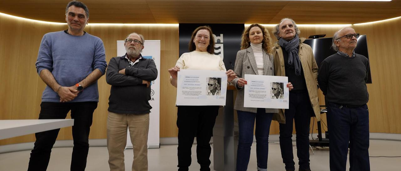 Presentación del homenaje a Javier Albatros.