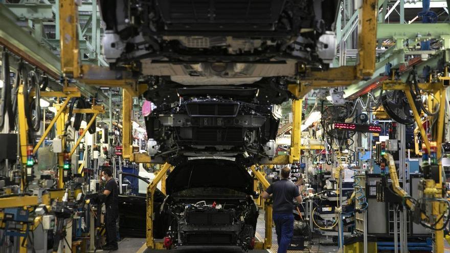 Ford estudia sustituir 1.000 despidos en Valencia por bajas temporales en ERTE