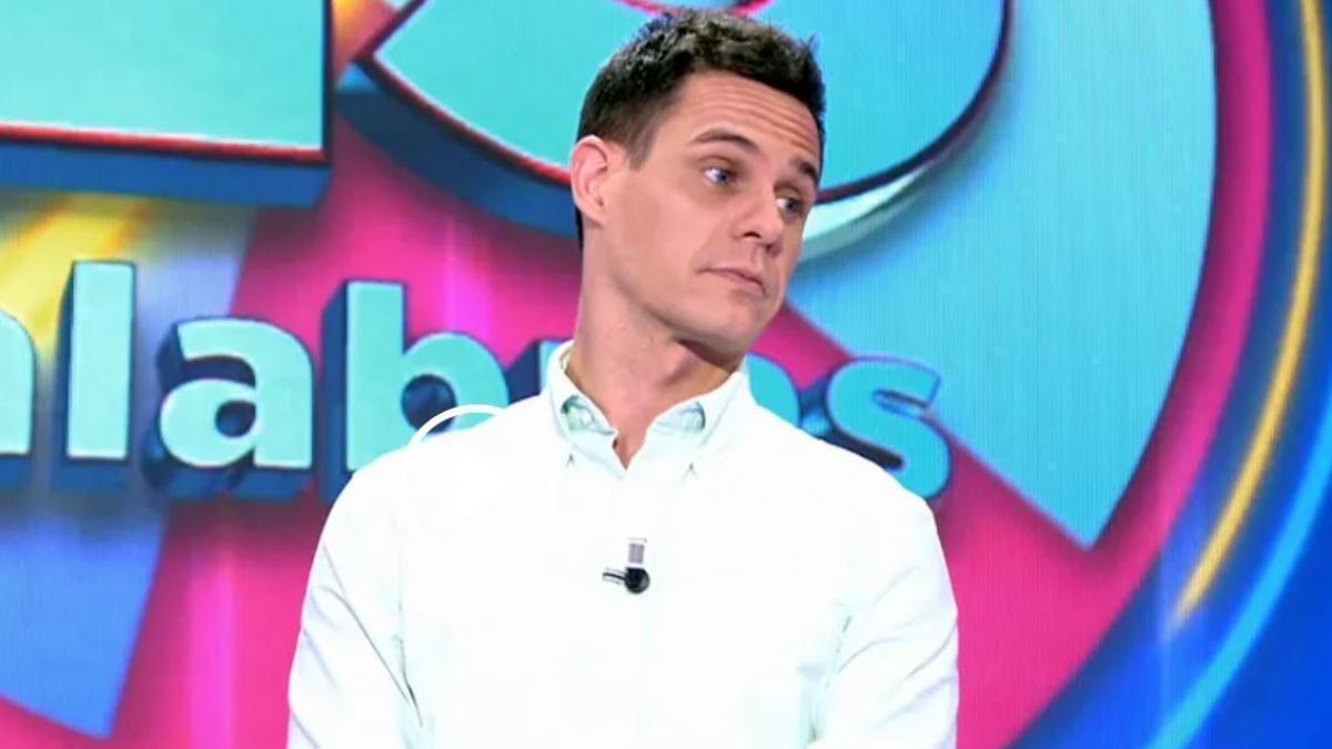 El tenso momento que vivió Christian Gálvez en &#039;25 palabras&#039; cuando un concursante le nombra &#039;Pasapalabra&#039;