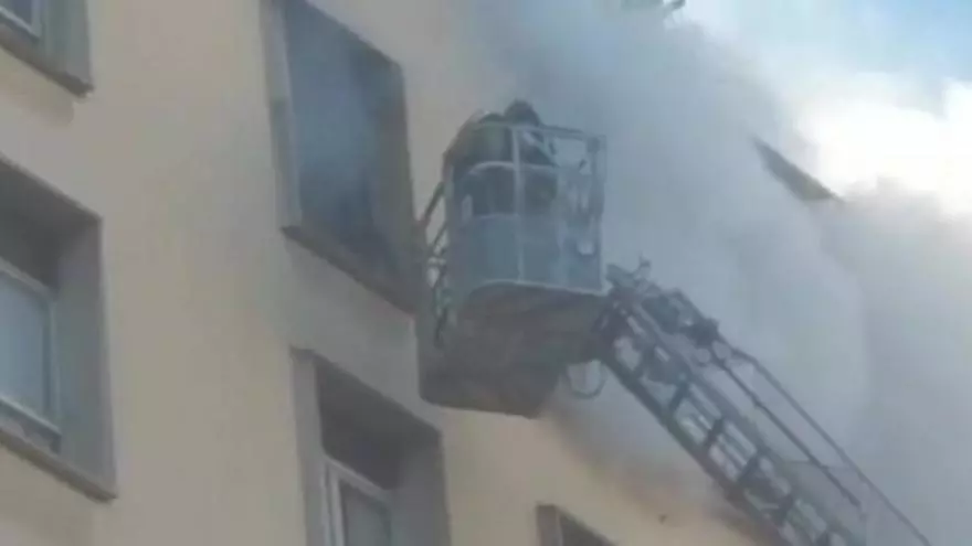 Incendio en la calle Arquitecto Reguera de Oviedo