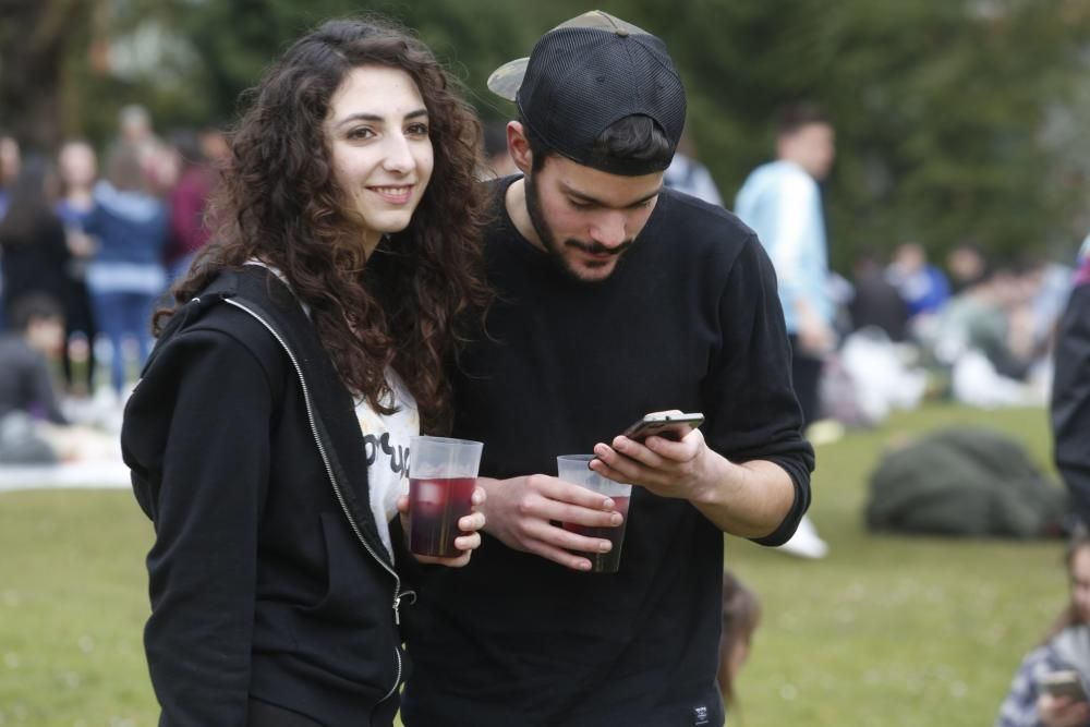 Comida en la Calle de Avilés 2018: ambientazo en el parque Ferrera