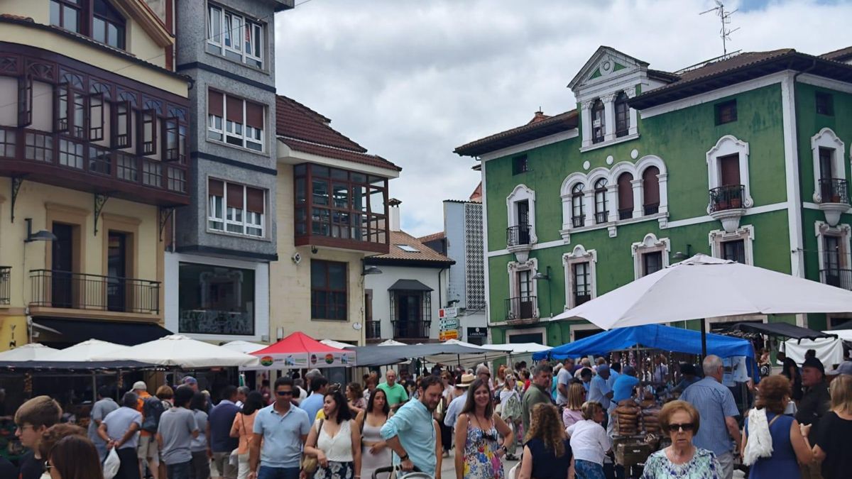 Ambiente en el centro urbano de Grado