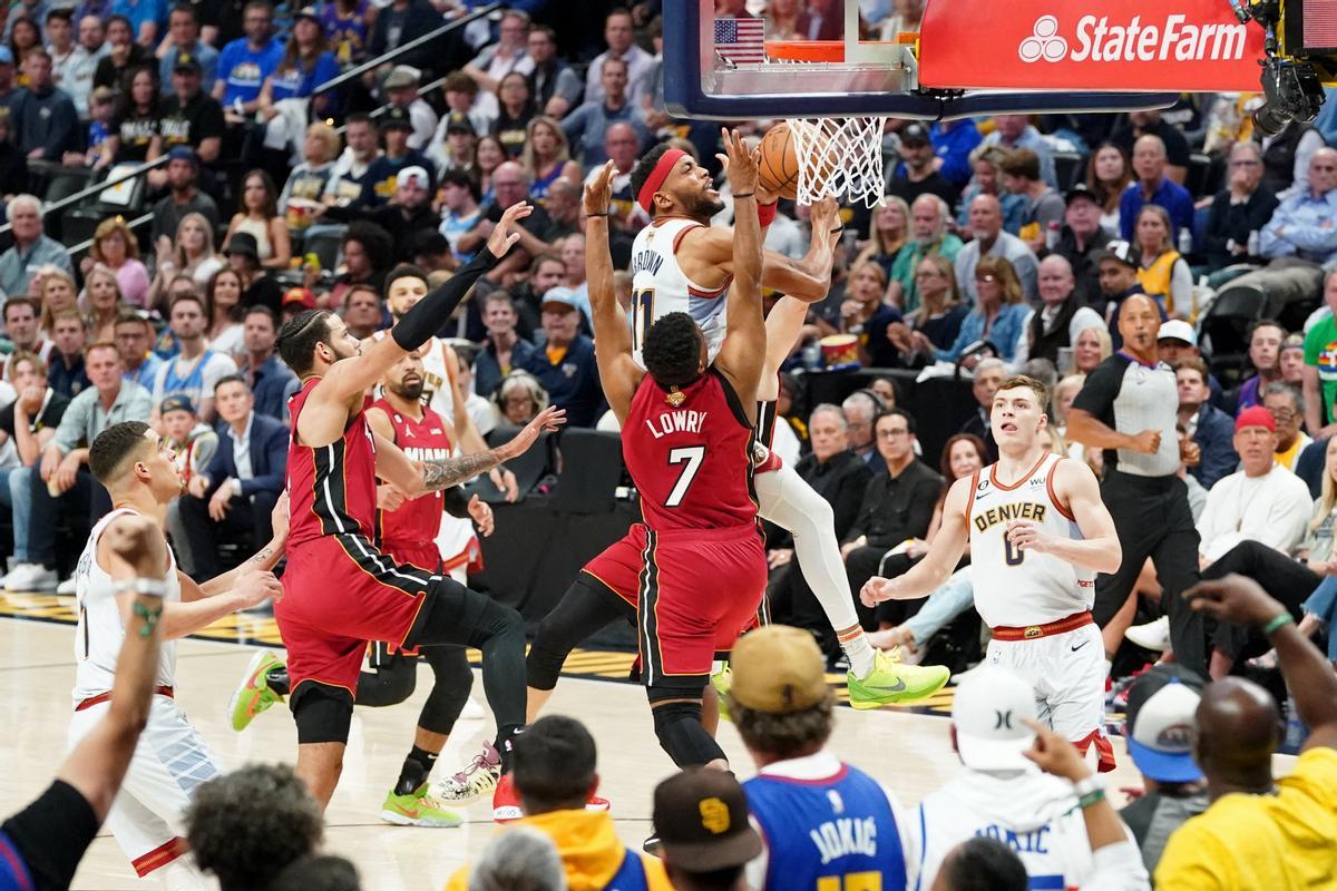 Els Nuggets, campions de l’NBA en un partit amb poca brillantor