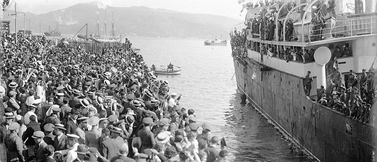 Uno de los embarques de reservistas destinados a Marruecos desde el puerto de Vigo