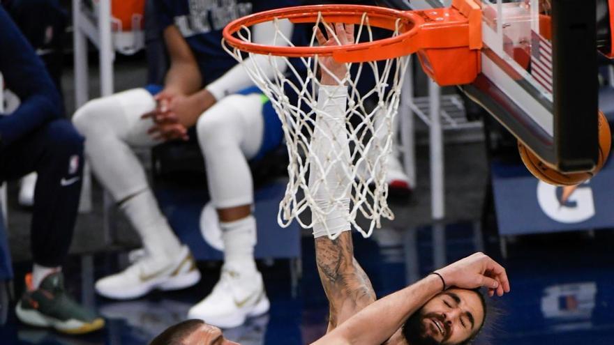 Marc Gasol li guanya el duel a Ricky Rubio