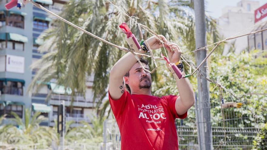 &#039;Amstel Homenatge al Foc&#039; prende la llama de las Hogueras 2019