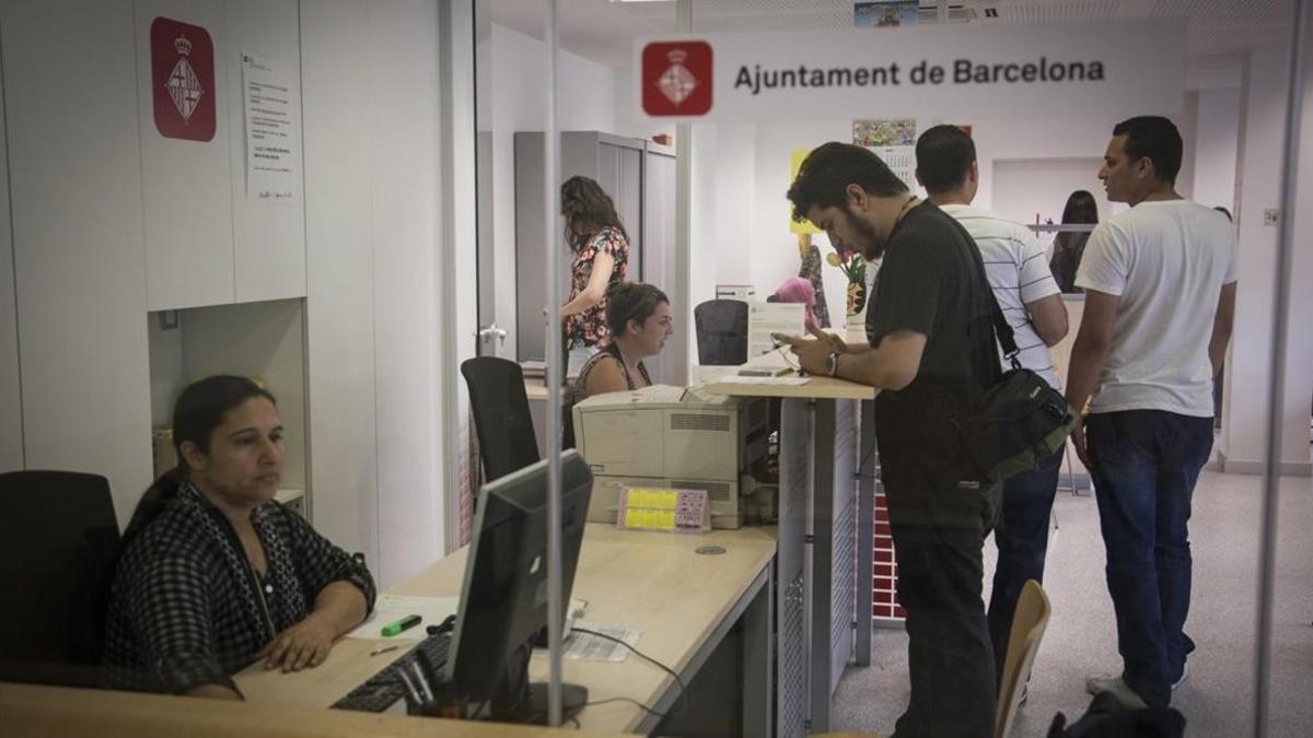 icoy30901870-barcelona-2015-inmigrantes-centre-d160616182253-1466094390241