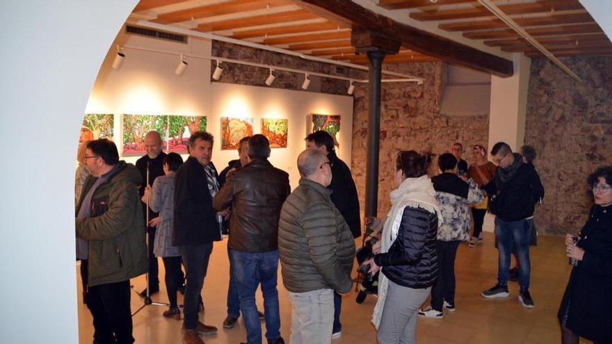 Cromatisme i varietat estilística en la mostra d’obres de Joaquín Lecina  inaugurada al Muxart de Martorell