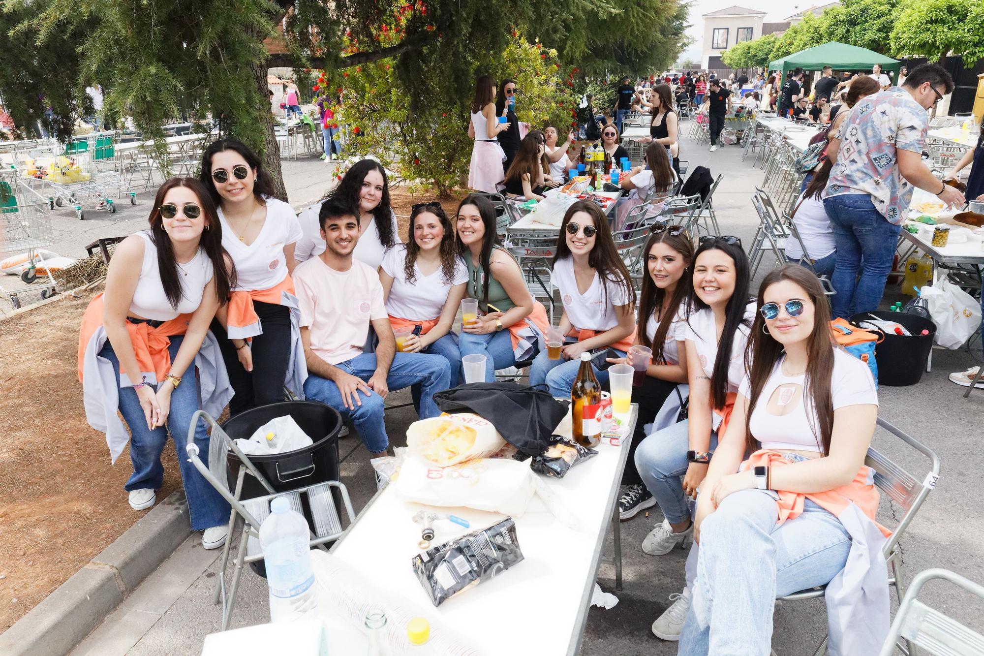 ¡Búscate en la macrogalería! Castellón vive un puente de fiestas en los municipios