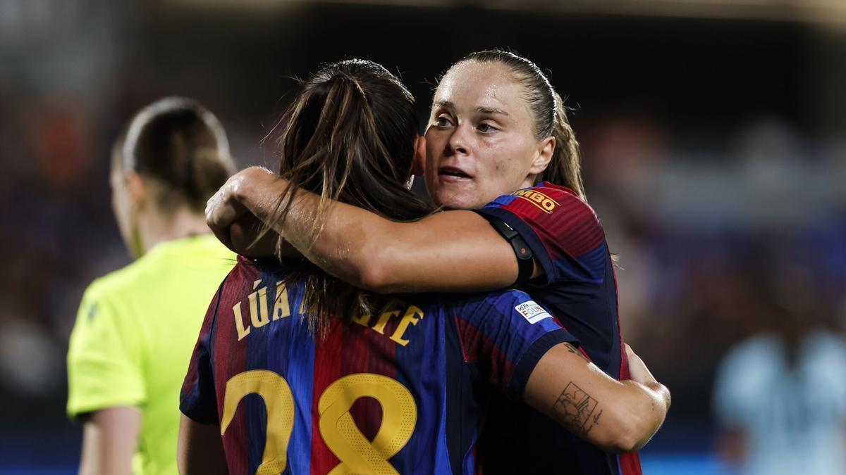 Ewa Pajor celebra un gol en la Women's Champions League