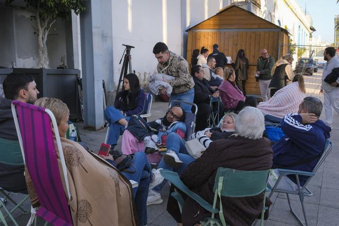 Cola para comprar entradas para la Gala Drag
