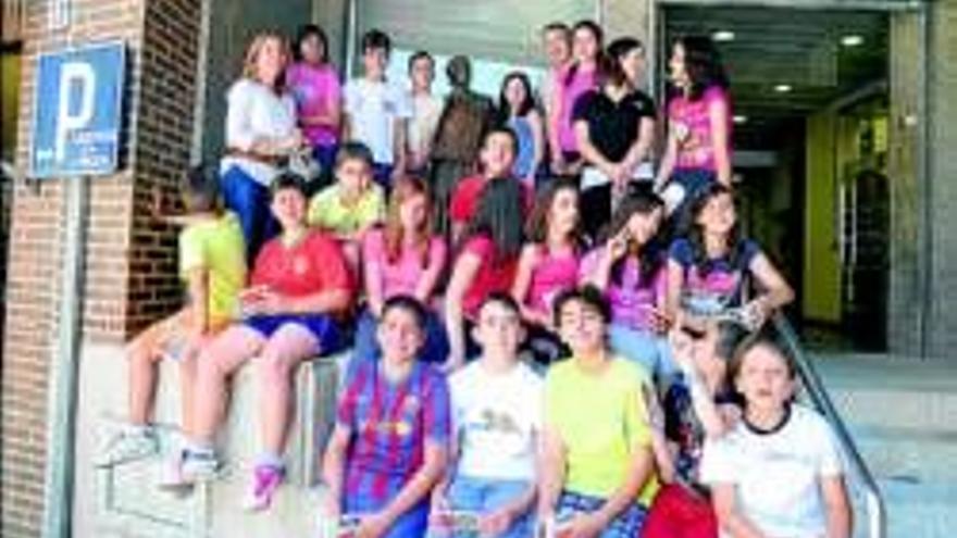 Escolares de Cáceres conocen El Periódico