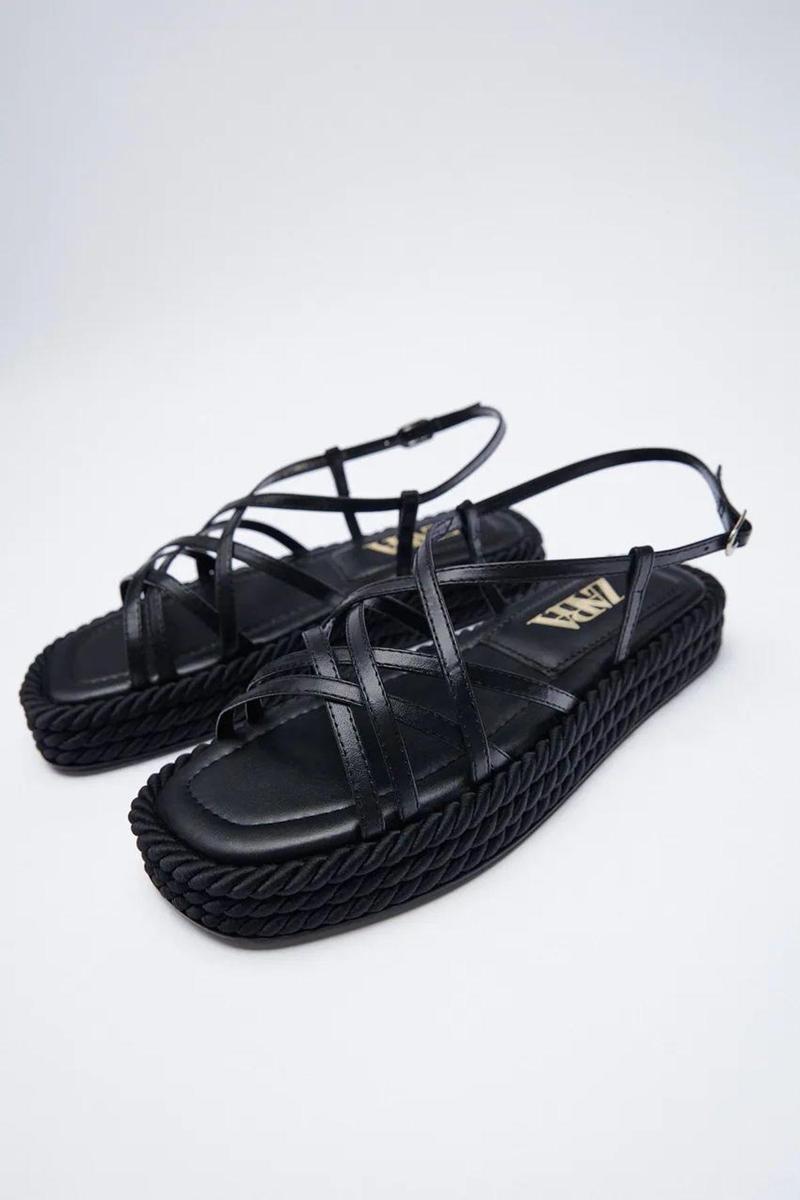 Sandalias negras con plataforma