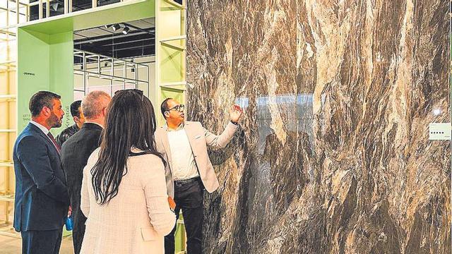 Los visitantes descubren ‘in situ’ la calidad técnica y estética.