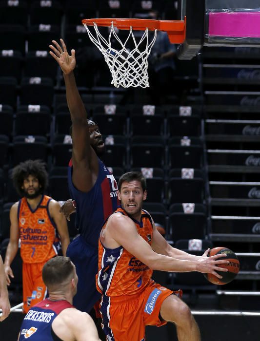 Valencia Basket Club - TD Systems Baskonia