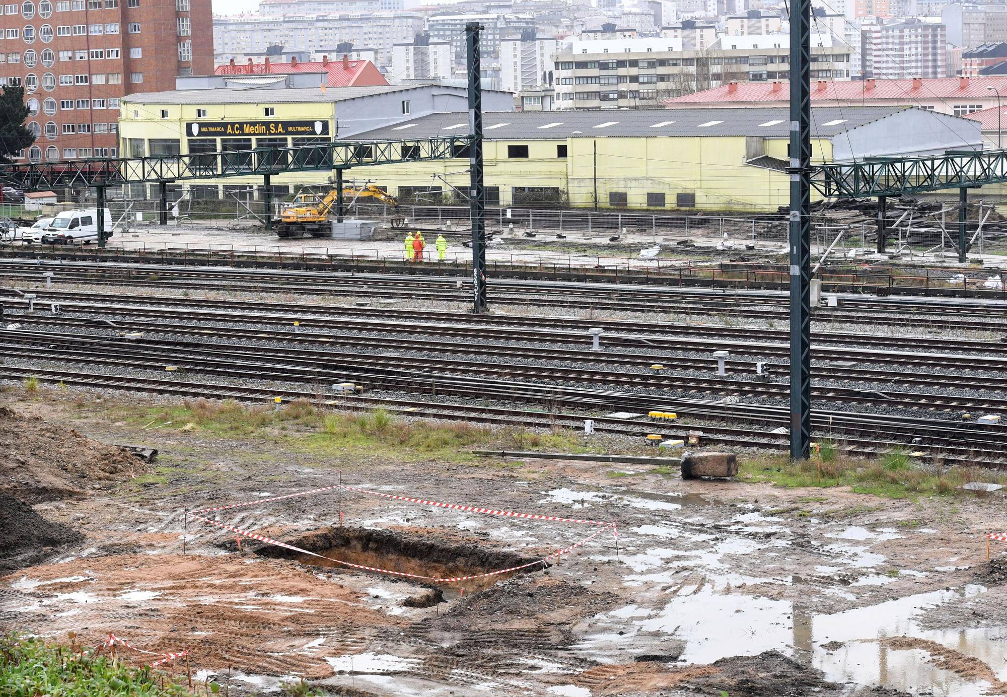 Retirada de vías en los primeros trabajos de la intermodal de A Coruña