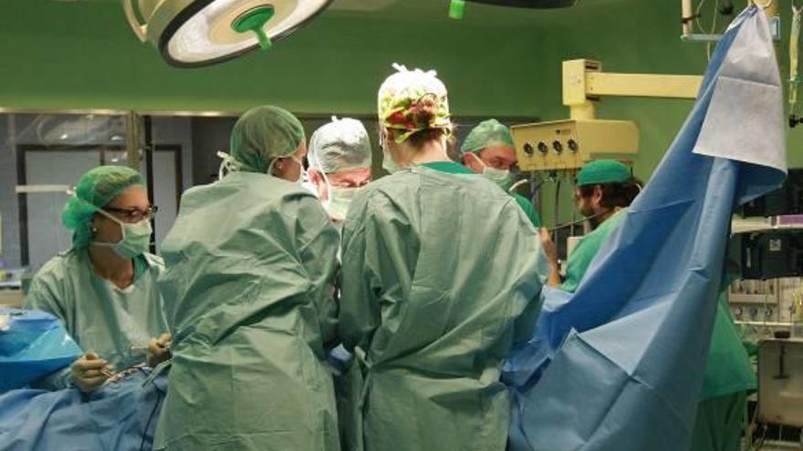 El Hospital de Sant Joan estrena la apertura de quirófanos los sábados para Oftalmología y Maxilofacial