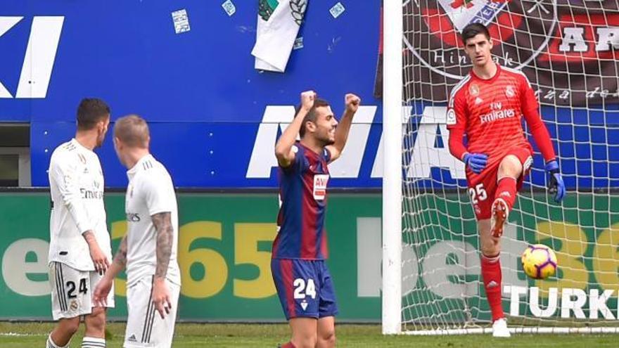 L&#039;Eibar frena en sec al Reial Madrid de Solari