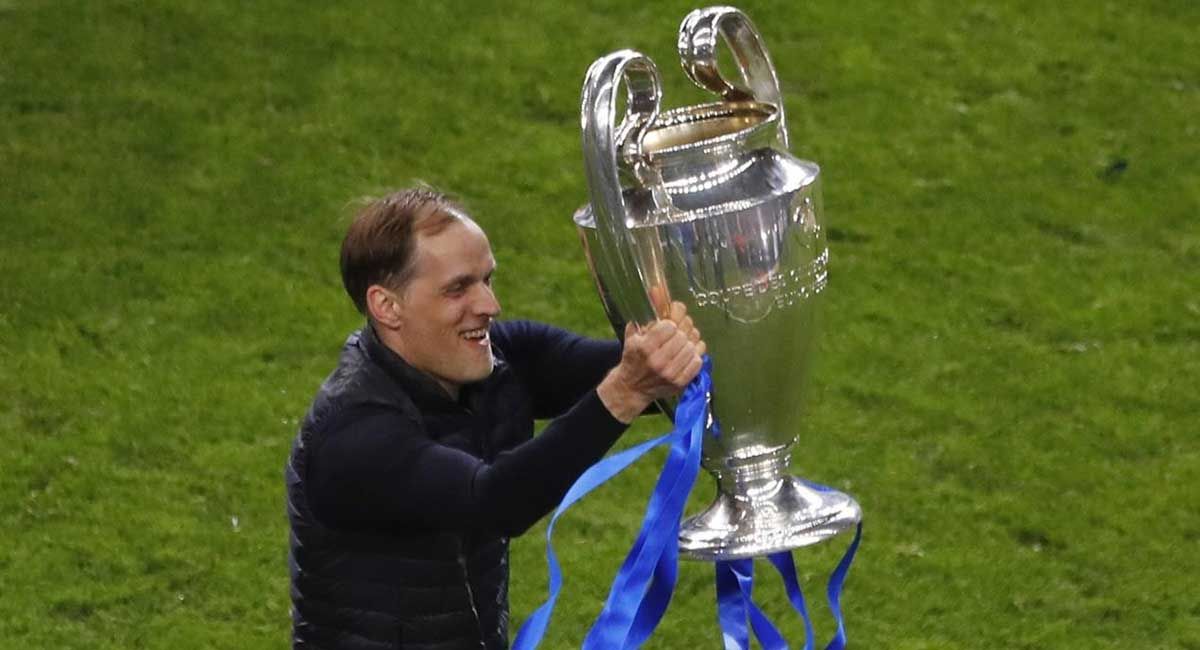 Tuchel, con el trofeo de la Liga de Campeones.