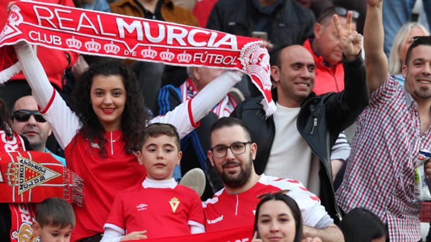 Los abonados del Real Murcia también pagarán en el derbi contra el UCAM