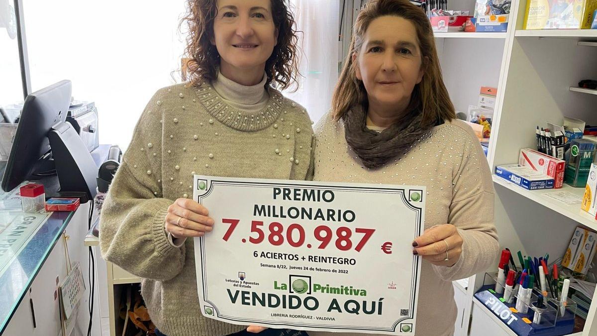 Las loteras de la administración de lotería de Valdivia, donde se selló el boleto agraciado.