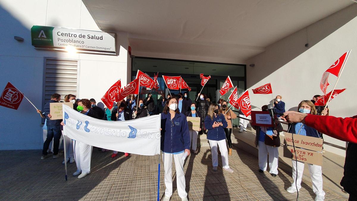 Imagen de la protesta de las trabajadoras de la limpieza de Pozoblanco.