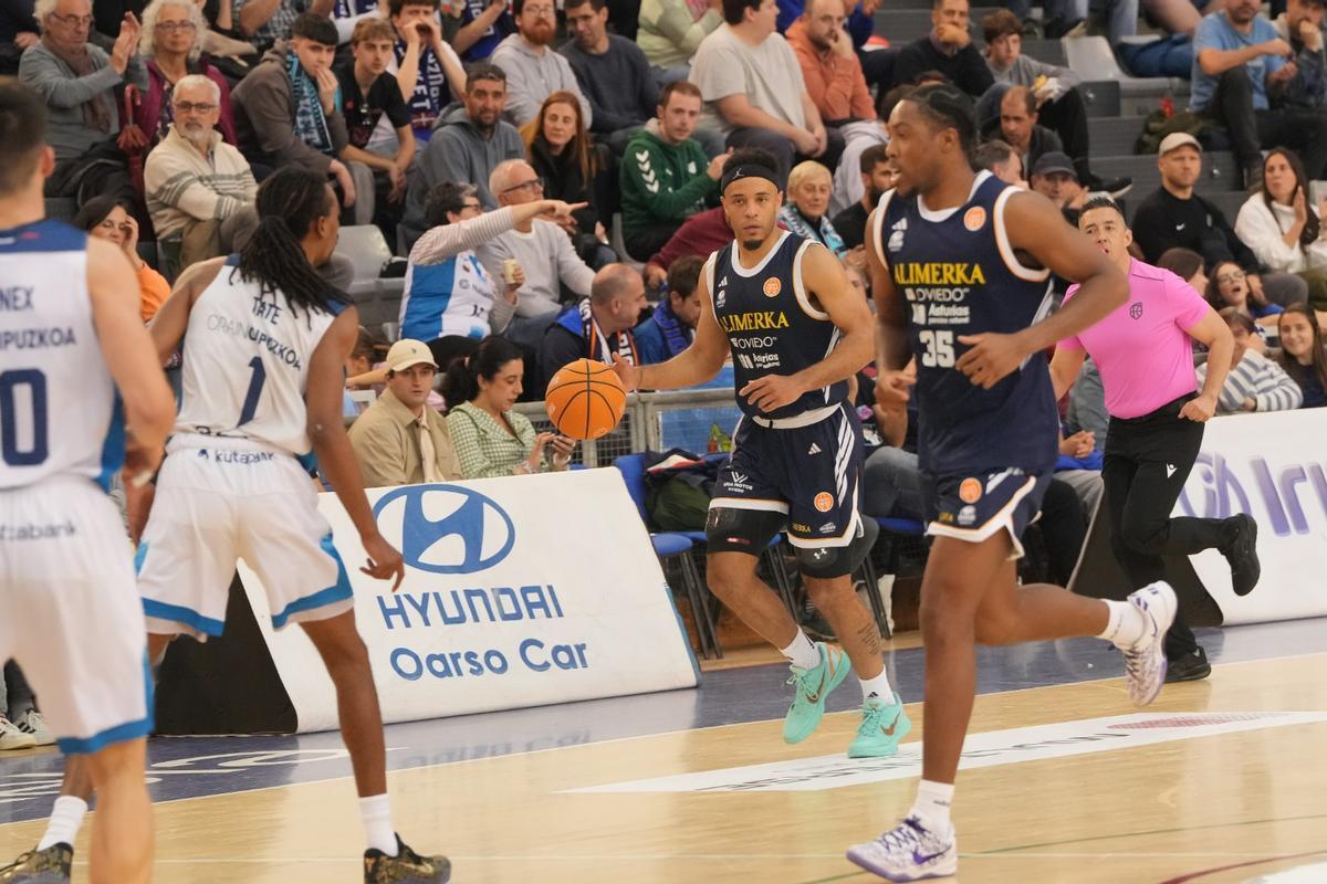 EN IMÁGENES: Así fue la victoria del Alimerka Oviedo Baloncesto en la cancha del Gipuzkoa Basket (79-93)
