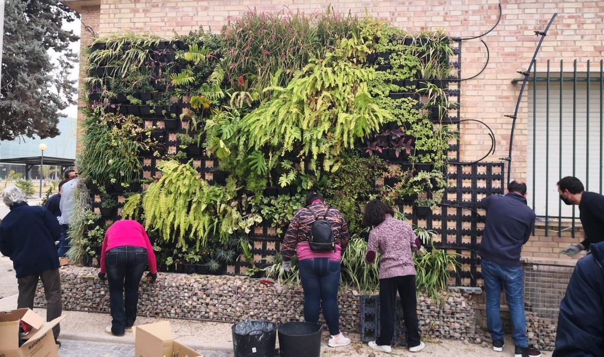 Alumnos del curso de jardinería impartido por la Consejería de Agua, Agricultura, Ganadería y Pesca.
