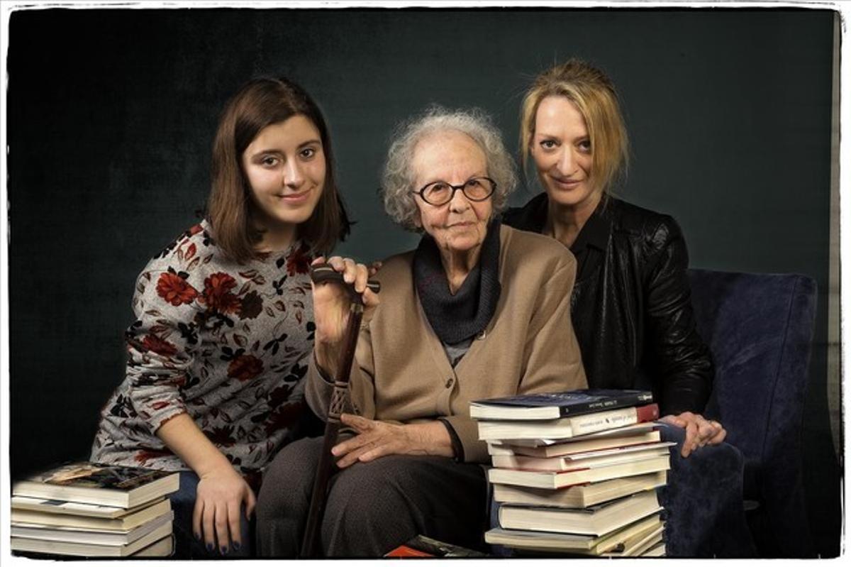 Les tres veus d’aquest reportatge: Hypatia Pétriz, Teresa Juvé i Milena Busquets. Les tres veus d’aquest reportatge: Hypatia Pétriz, Teresa Juvé i Milena Busquets.