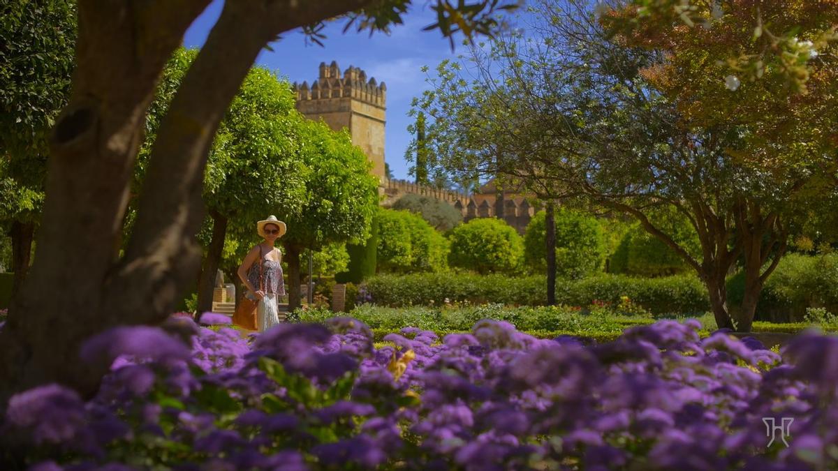 Los jardines de El Alcázar de los Reyes Cristianos de Córdoba, entre las ubicaciones del rodaje del vídeo.