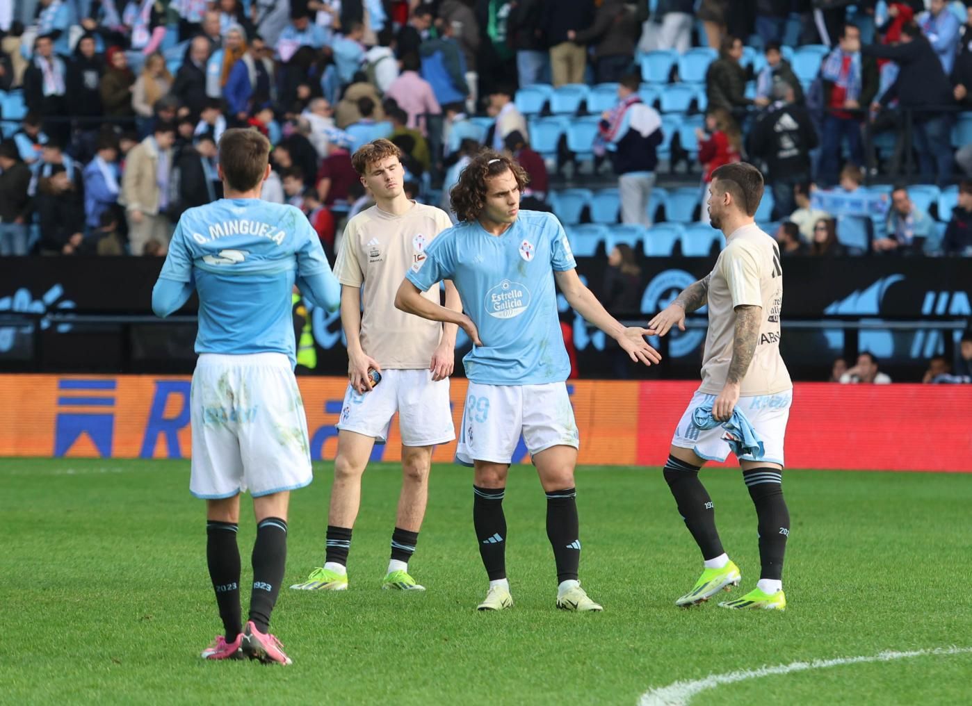 De la fiesta inicial a la decepción: las mejores imágenes del Celta-Girona