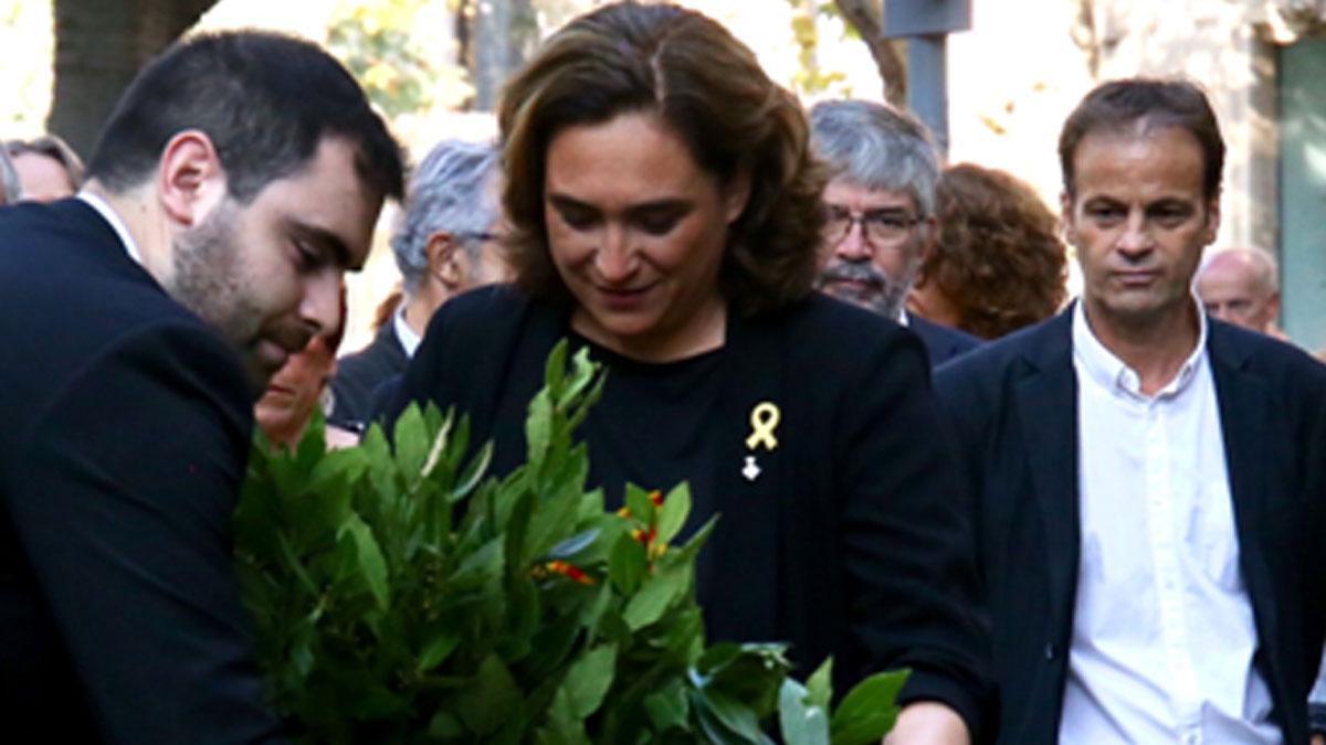 Colau, durante la Diada: Hoy hay que hablar de ausencias.