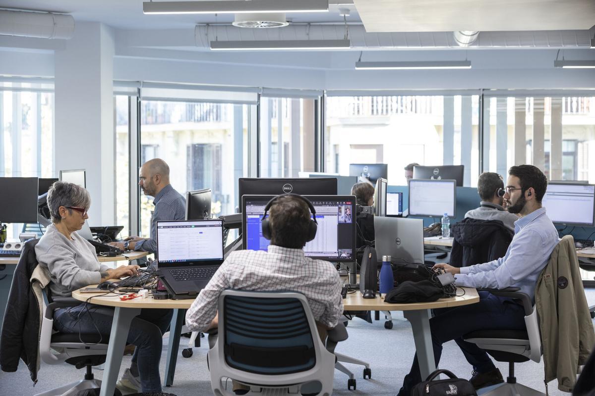 OFICINAS. EVENTOS PERIODICO MEDITERRANEO. PREMIOS EMPRESA EL AÑO 2023. CUATROOCHENTA, EMPRESA FINALISTA