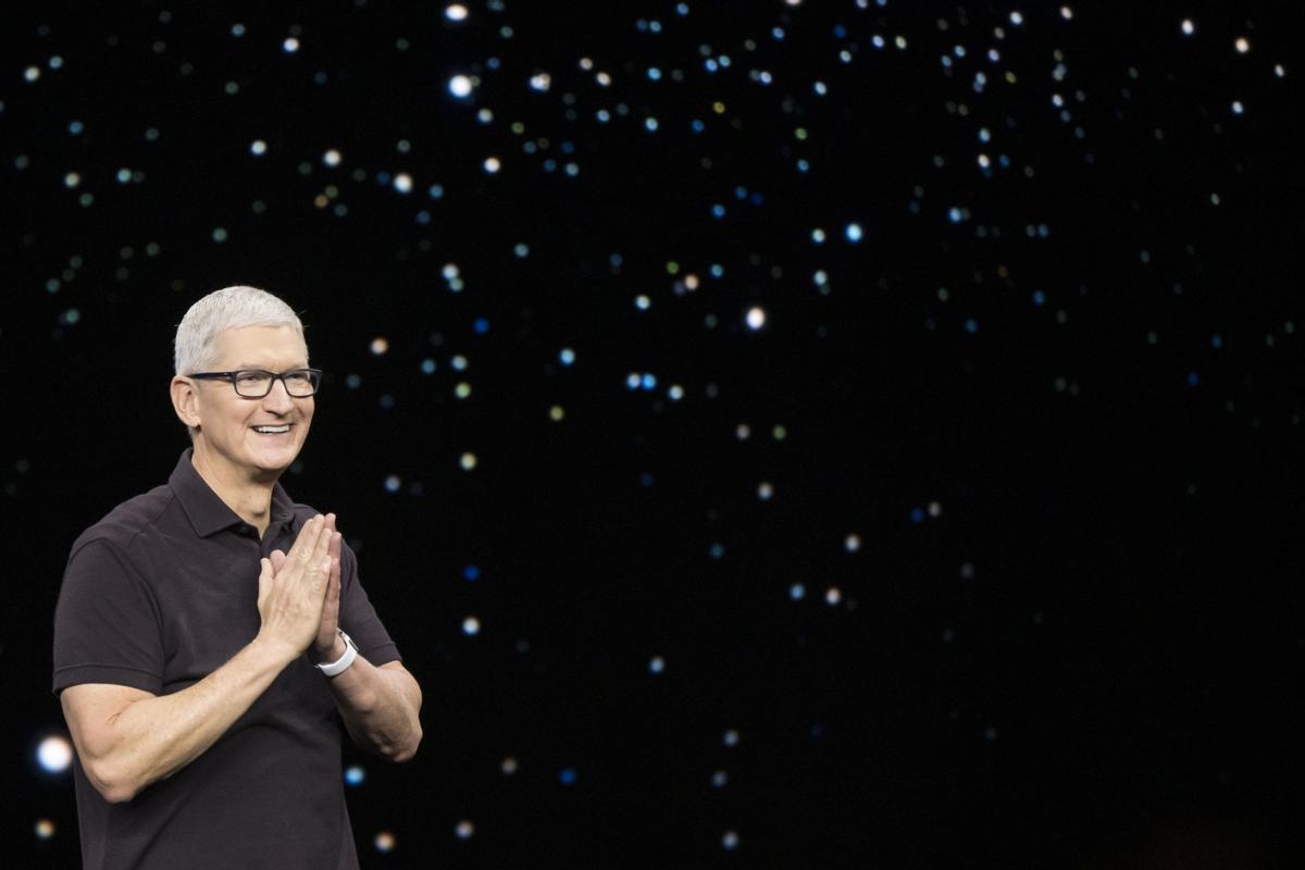 Tim Cook, durante la presentación del móvil.