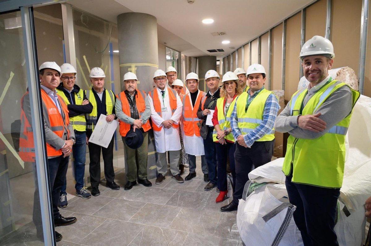 Visita a las obras del área de Otorrinolaringología del Hospital Clínico.
