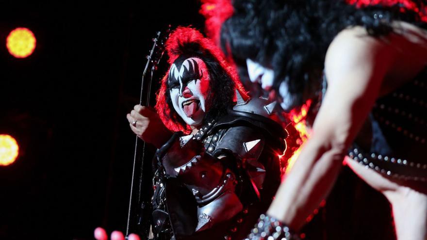 Gene Simmons, en un concierto en Cascais.   | // MANUEL DE ALMEIDA