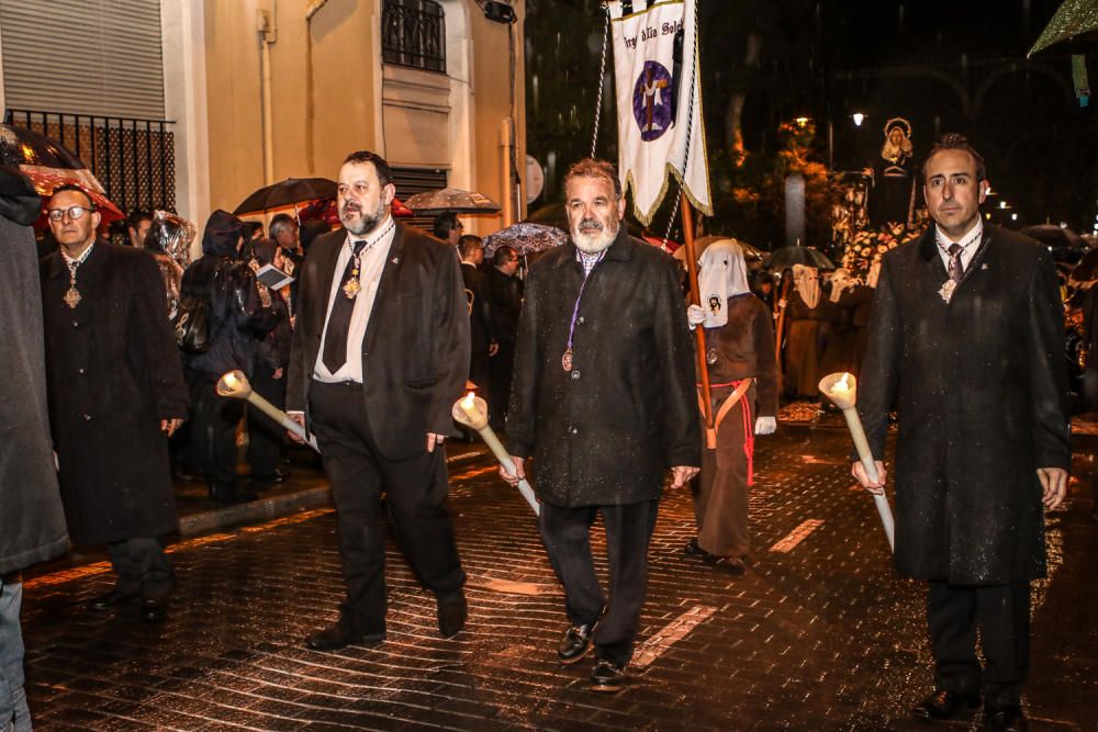 Procesión del Silencio de Alcoy pasada por agua.