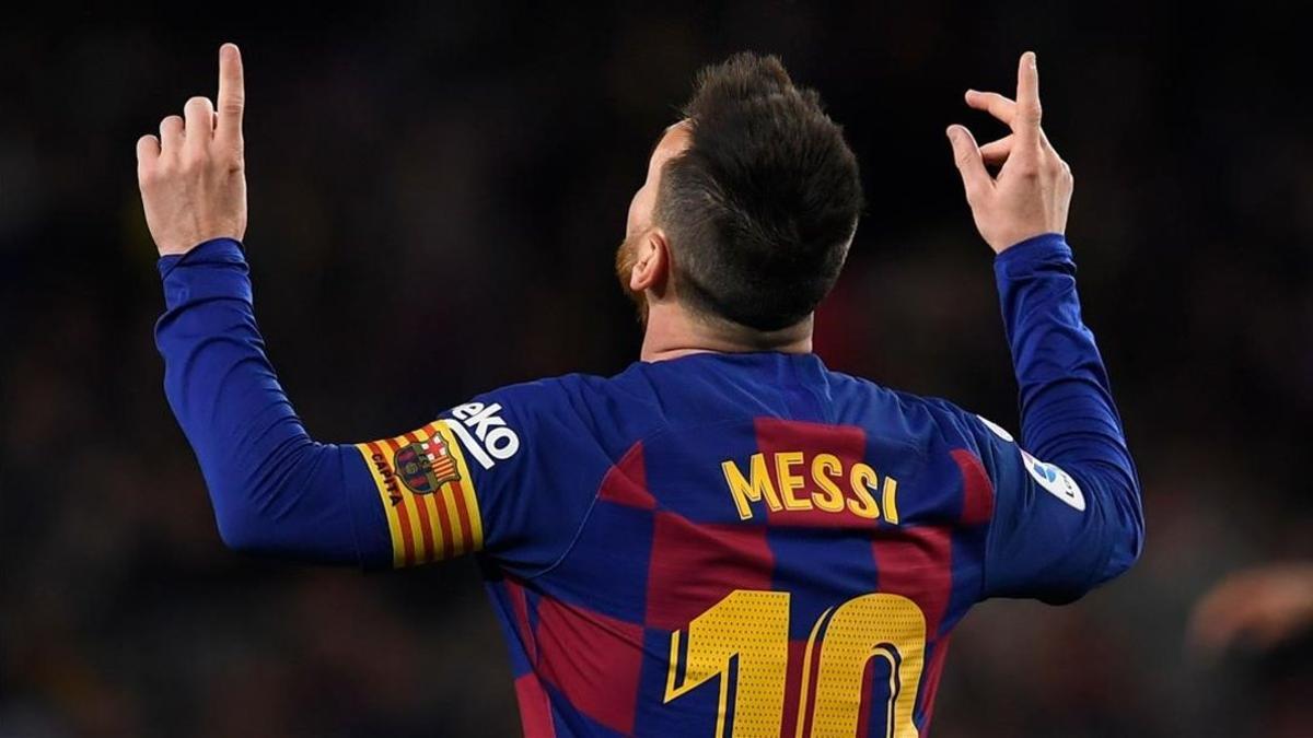 Leo Messi da las gracias al cielo cuando son muchos los que lo consideran 'D10S'