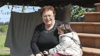 Guadalupe Viña, vecina de Deva: "Cuando era joven, nos ayudábamos entre todos; si tenías algún problema, un vecín te acompañaba o te echaba una mano"